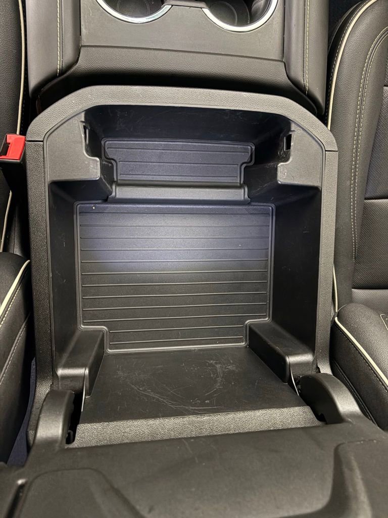 Used 2022 Chevrolet Suburban Premier image 39