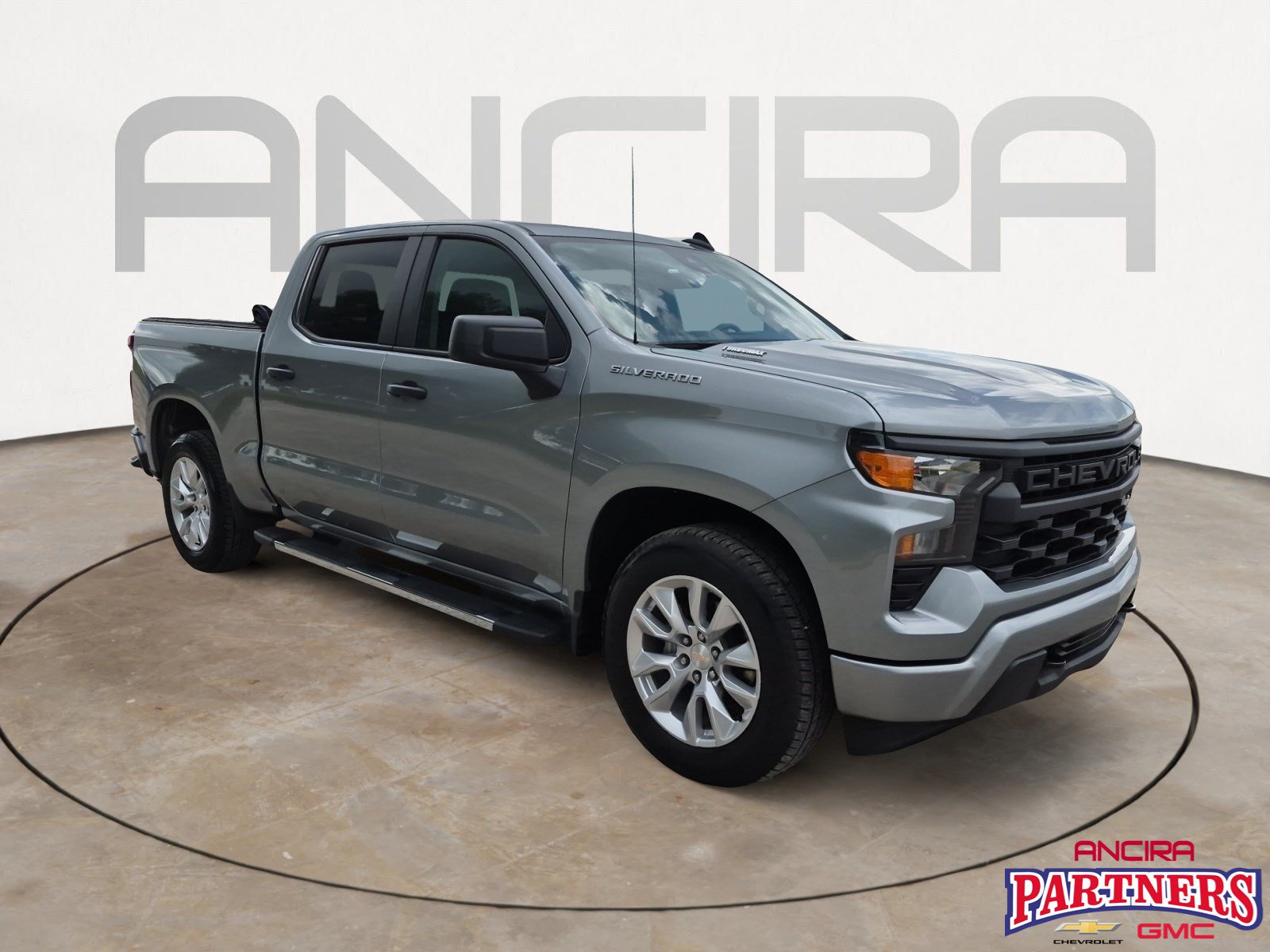 Used 2025 Chevrolet Silverado 1500 Custom