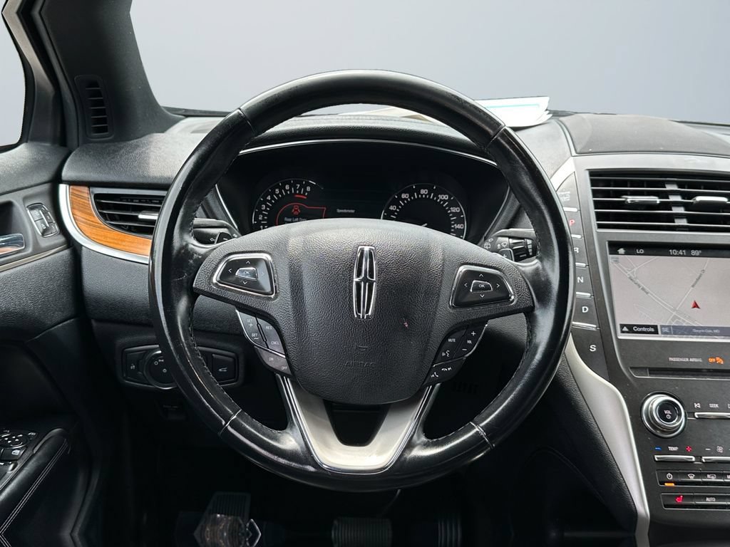 Used 2017 Lincoln MKC Select w/ Select Plus Package AWD/4WD image 12