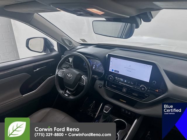 Used 2023 Toyota Highlander Platinum AWD/4WD image 27