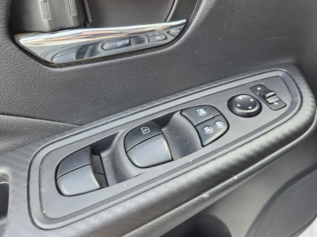 Used 2024 Nissan Versa SV FWD image 35