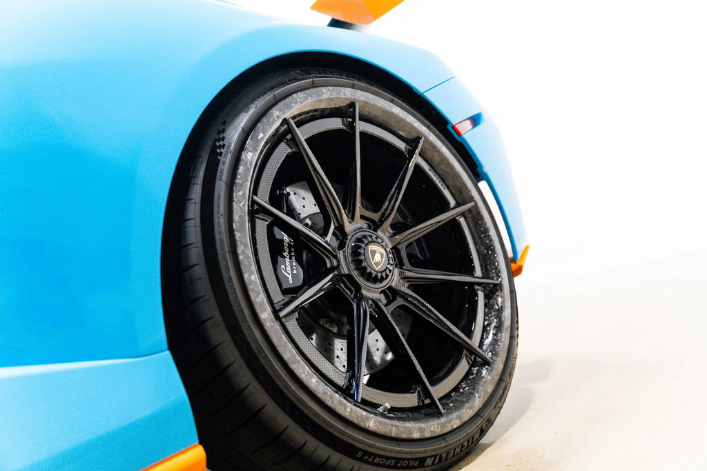 Used 2021 Lamborghini Huracan STO image 7