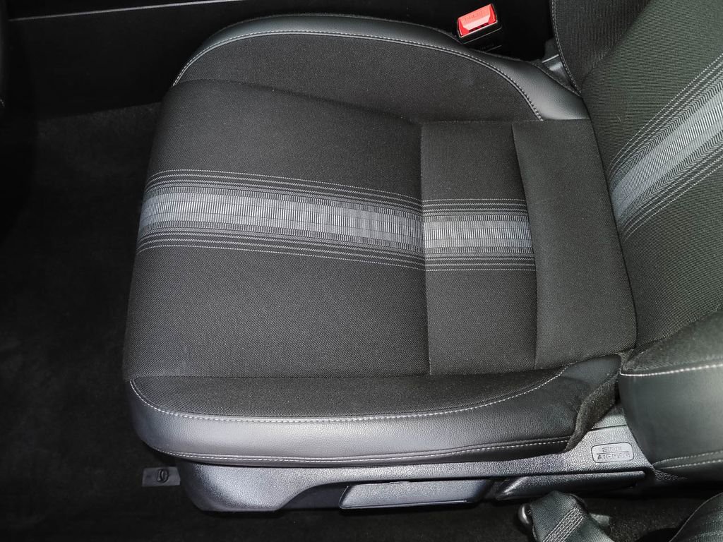 Used 2023 Honda Civic Sport image 22