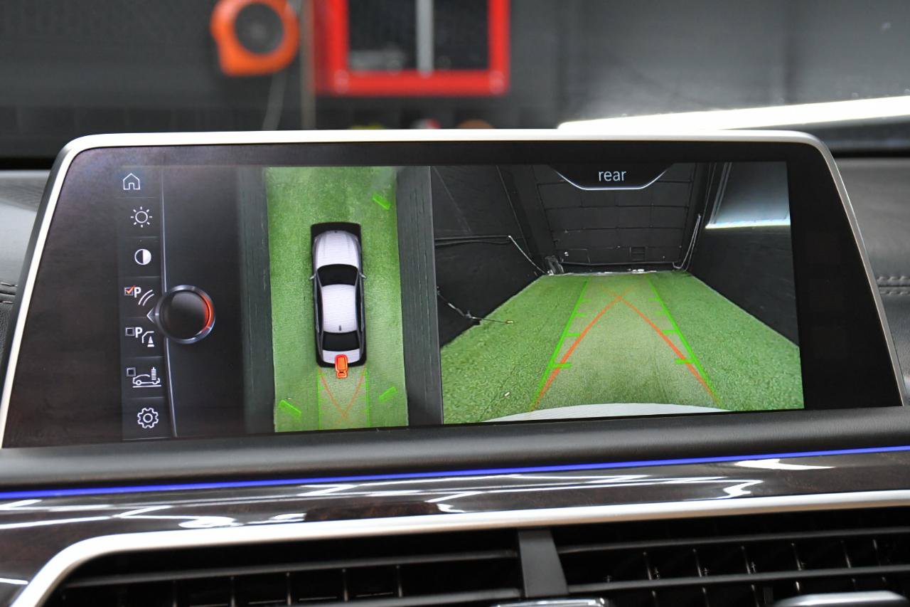 Used 2016 BMW 750i RWD image 59
