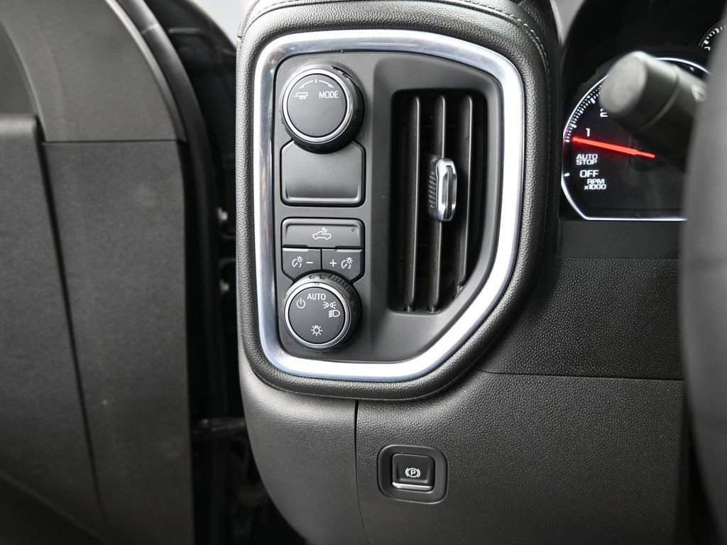 Used 2021 Chevrolet Silverado 1500 LT w/ All Star Edition Plus image 33