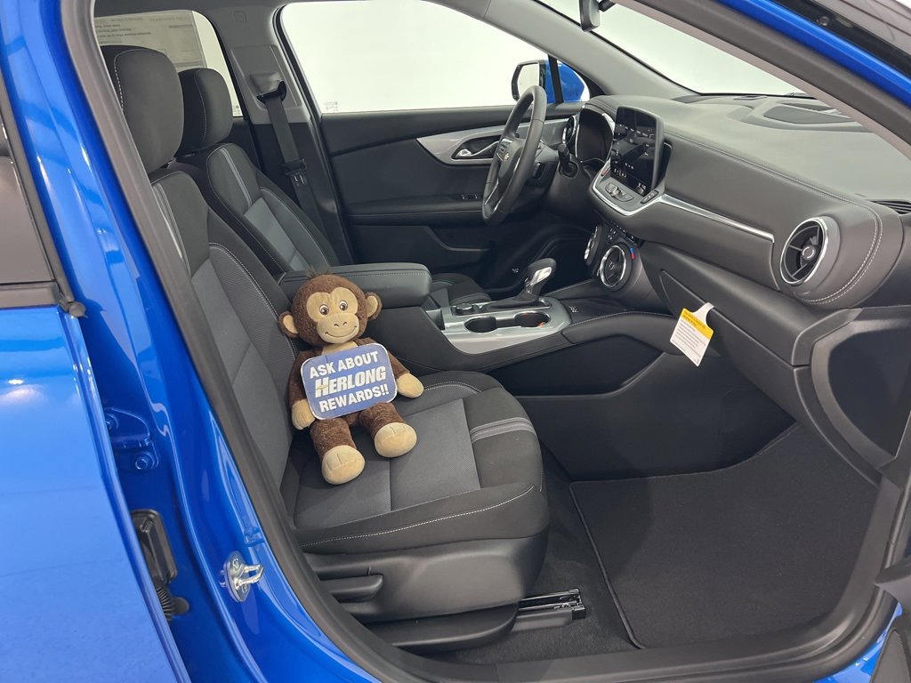 New 2026 Chevrolet Blazer LT w/ Convenience Package image 24