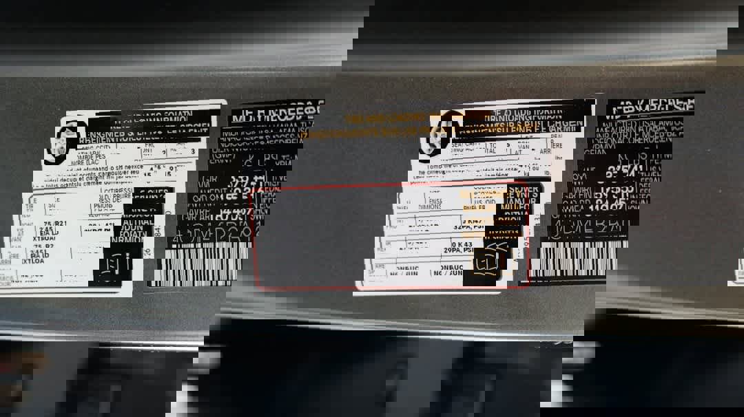 Certified 2023 Mercedes-Benz EQS 580 4MATIC SUV image 39