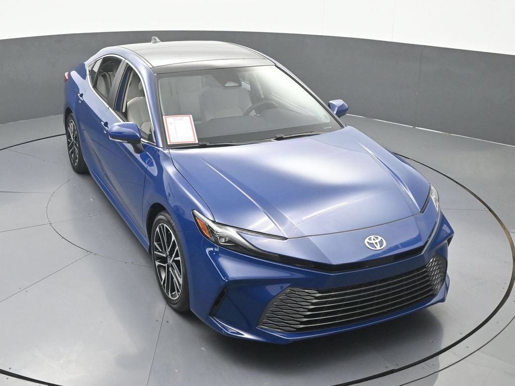 Used 2025 Toyota Camry XLE FWD image 53