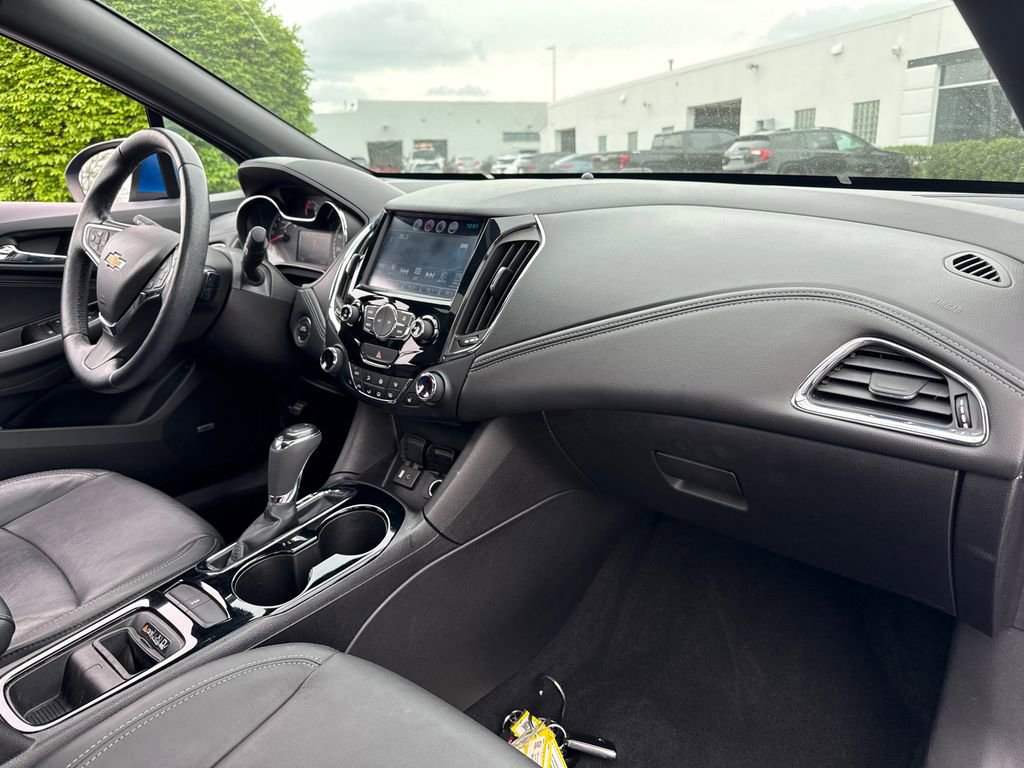 Used 2016 Chevrolet Cruze Premier FWD image 39