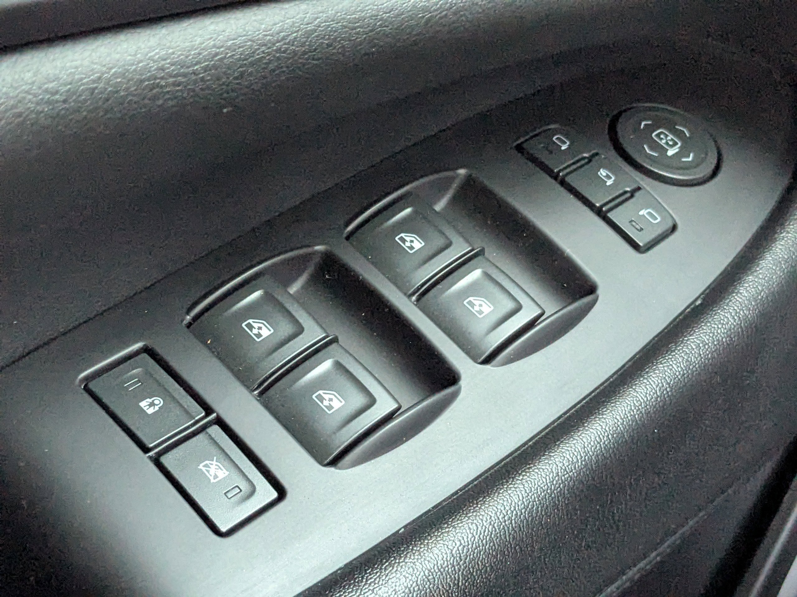 Used 2019 Cadillac Escalade Premium Luxury image 27
