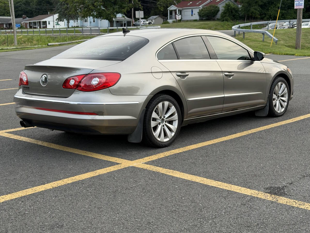 Used 2009 Volkswagen CC Sport FWD image 7