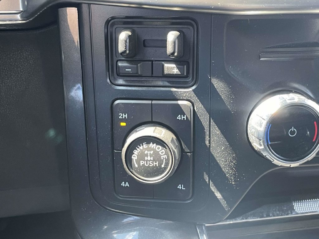 Used 2022 Ford F150 Lariat w/ Equipment Group 502A High AWD/4WD image 29