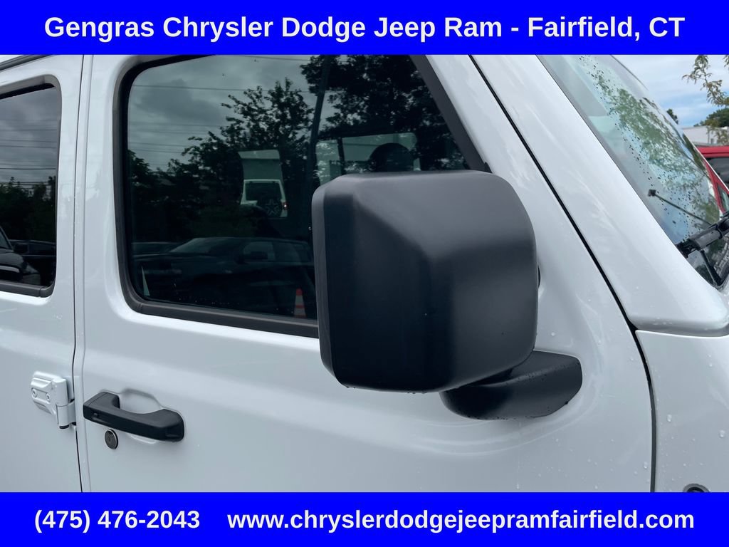 Used 2024 Jeep Wrangler Unlimited AWD/4WD image 16