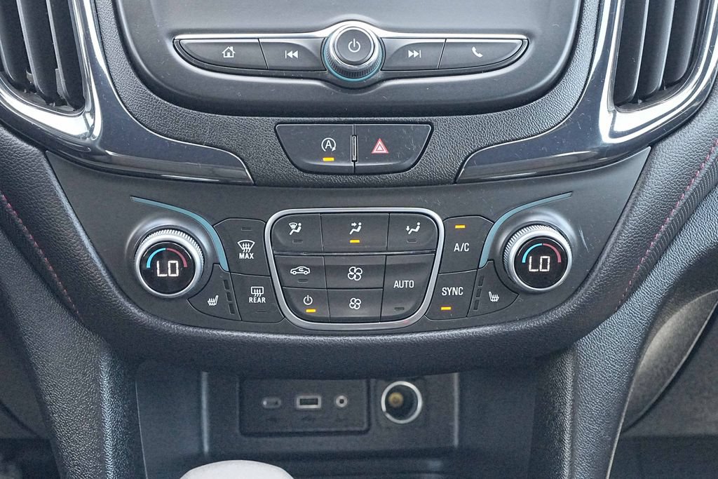 Used 2024 Chevrolet Equinox RS w/ LPO, Floor Liner Package AWD/4WD image 32