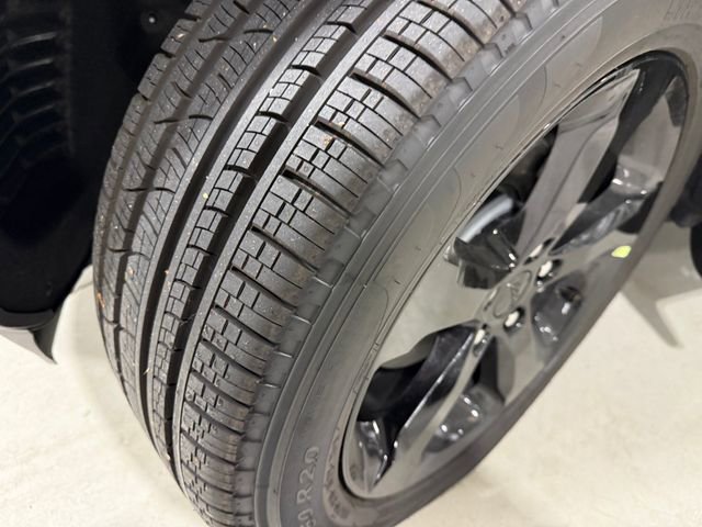 New 2025 Jeep Grand Cherokee Limited image 5