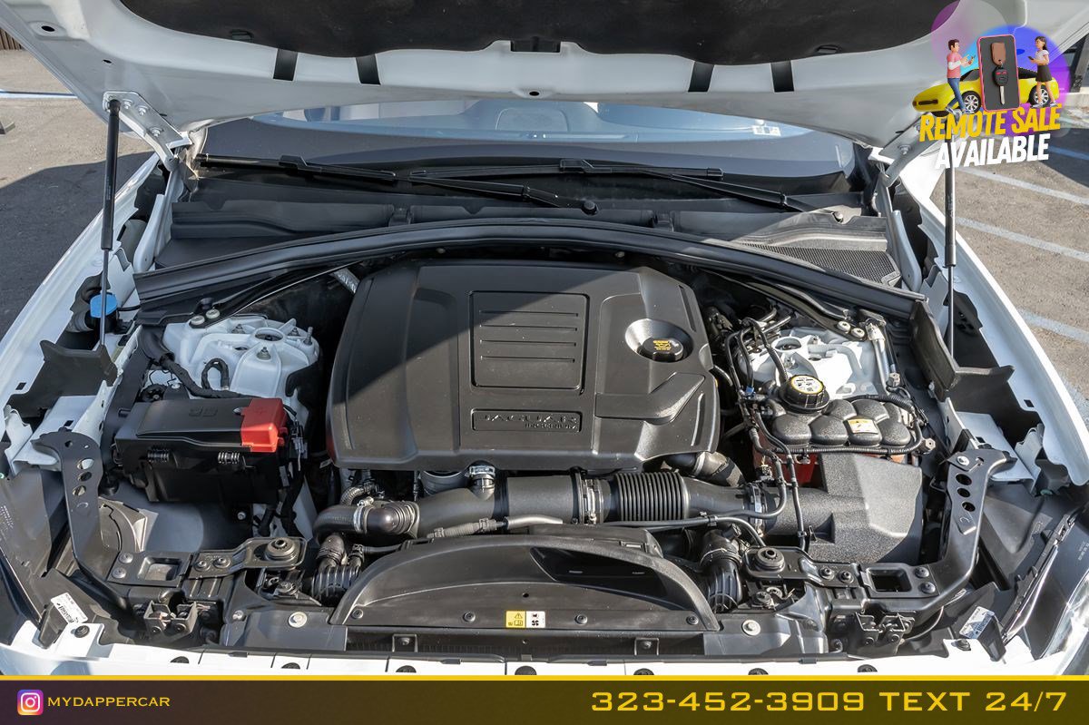 Used 2020 Jaguar F-PACE Premium image 21