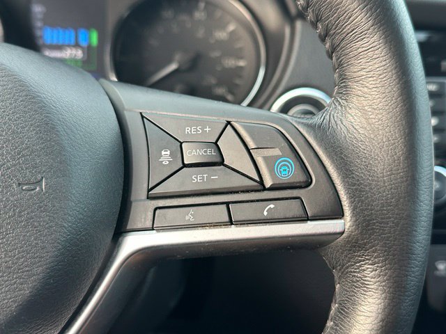 Used 2020 Nissan Rogue SV w/ Sun & Sound Touring Package AWD/4WD image 39