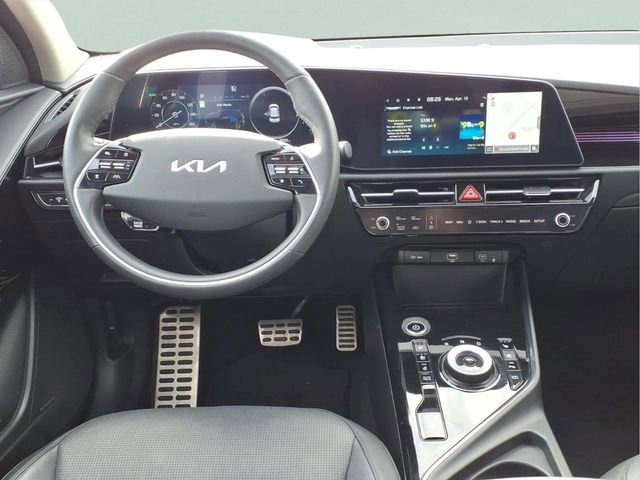 Used 2024 Kia Niro Wave w/ Wave Preserve Package image 6