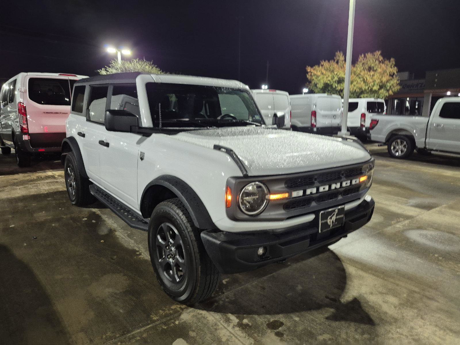 Used 2024 Ford Bronco Big Bend image 2