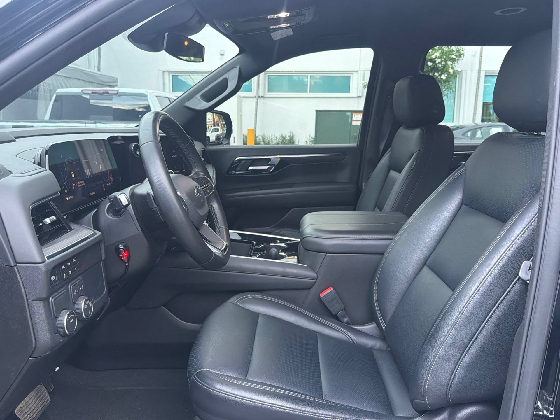 Used 2025 Chevrolet Suburban LS w/ LPO, Dark Essentials Package RWD image 11