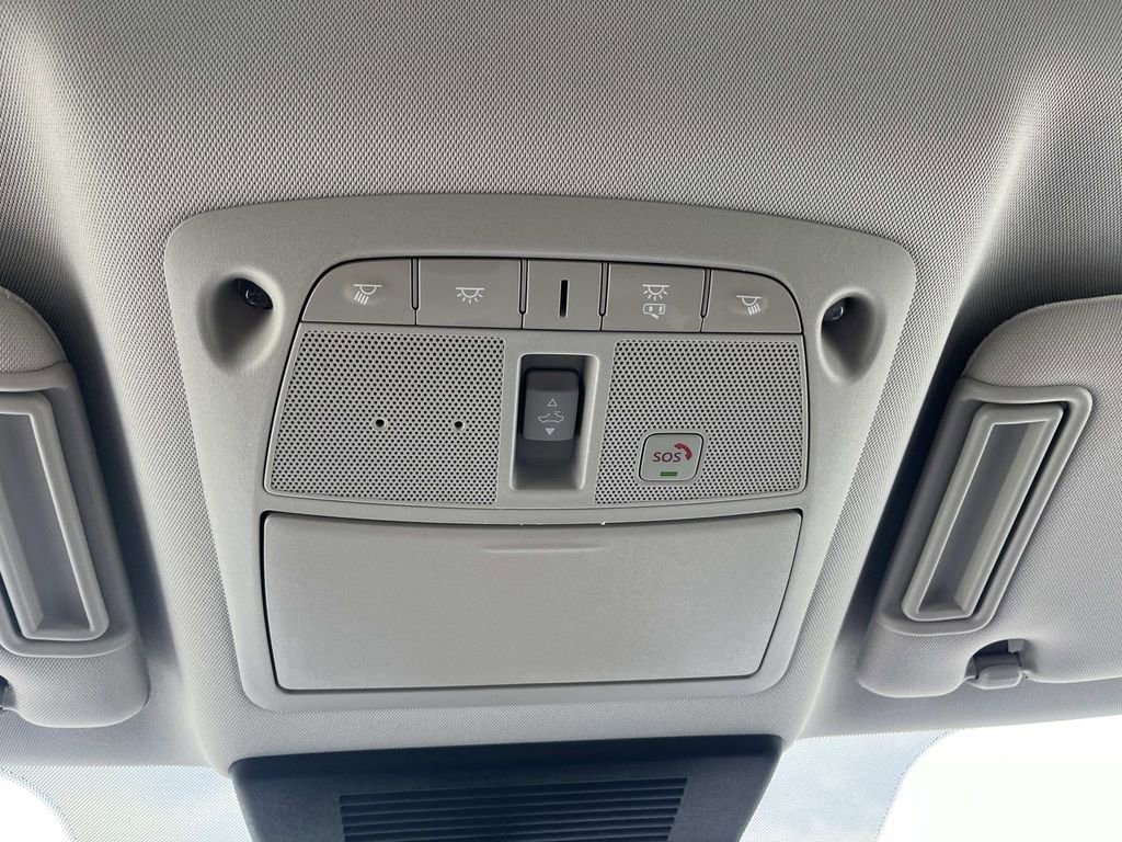 Used 2022 Nissan Armada Platinum w/ Captain's Chairs Package AWD/4WD image 38