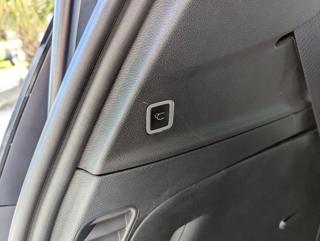 New 2026 Chrysler Pacifica Select FWD image 30