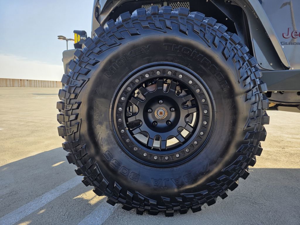 Used 2022 Jeep Gladiator Rubicon AWD/4WD image 13