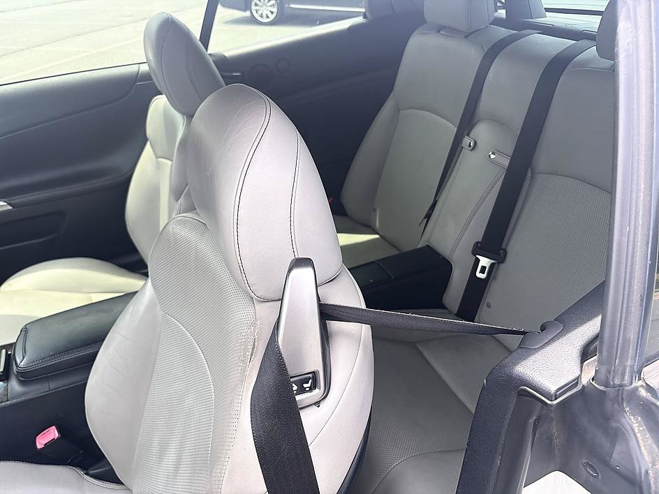 Used 2013 Lexus IS 250C w/ Luxury Pkg RWD image 22