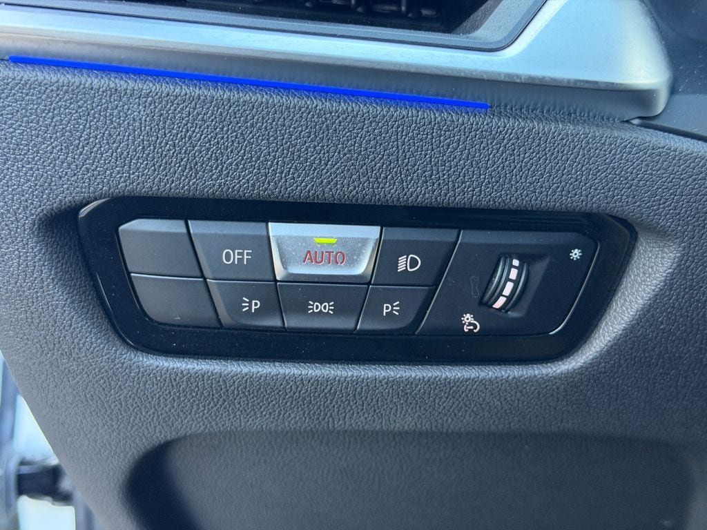 Used 2022 BMW 430i Convertible w/ Convenience Package RWD image 17