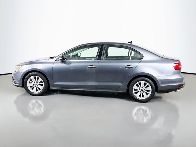 Used 2015 Volkswagen Jetta TDI SE image 4