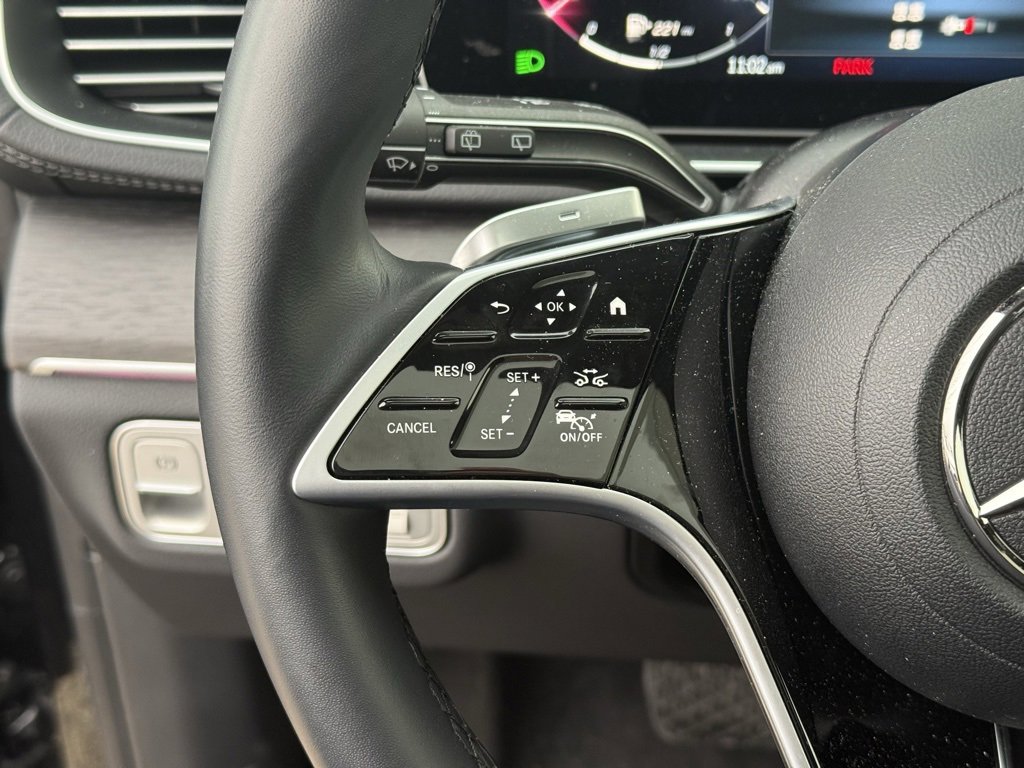 Used 2025 Mercedes-Benz GLS 450 4MATIC image 18