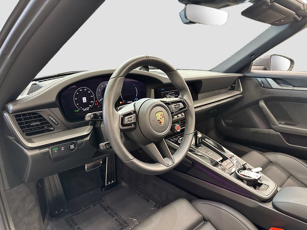 Certified 2025 Porsche 911 Carrera S RWD image 4