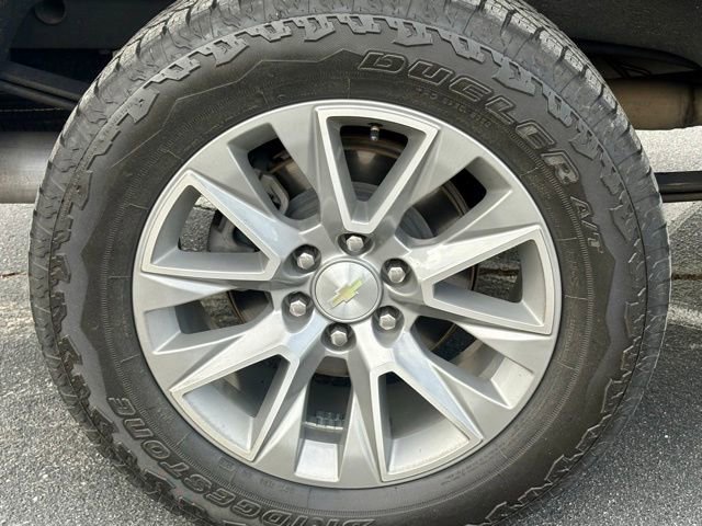 Used 2021 Chevrolet Silverado 1500 High Country w/ Technology Package AWD/4WD image 30