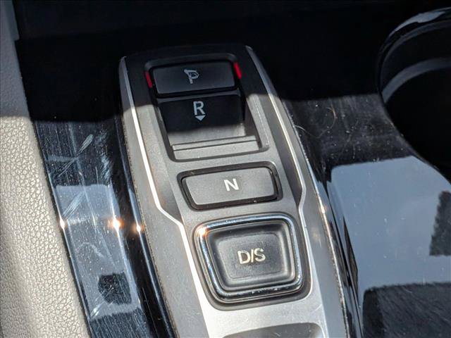Used 2017 Honda Pilot Elite image 12