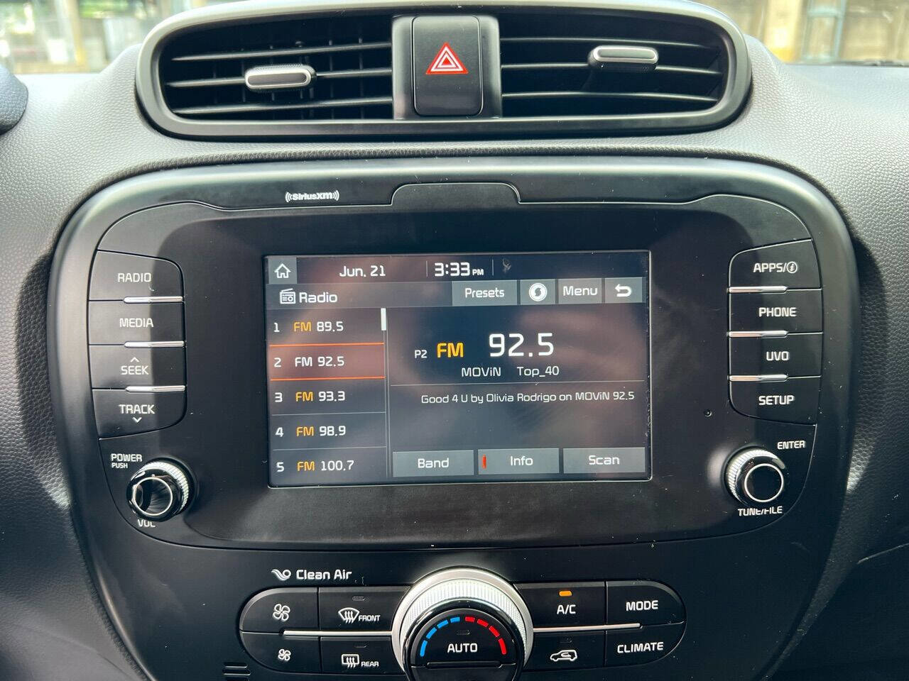 Used 2018 Kia Soul + image 27