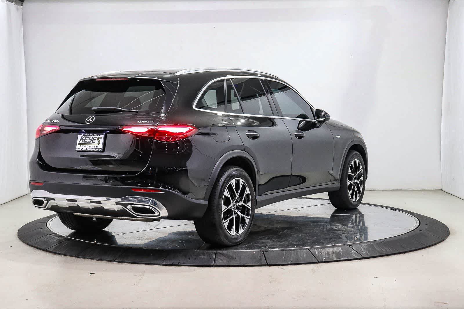Certified 2025 Mercedes-Benz GLC 350e 4MATIC image 4