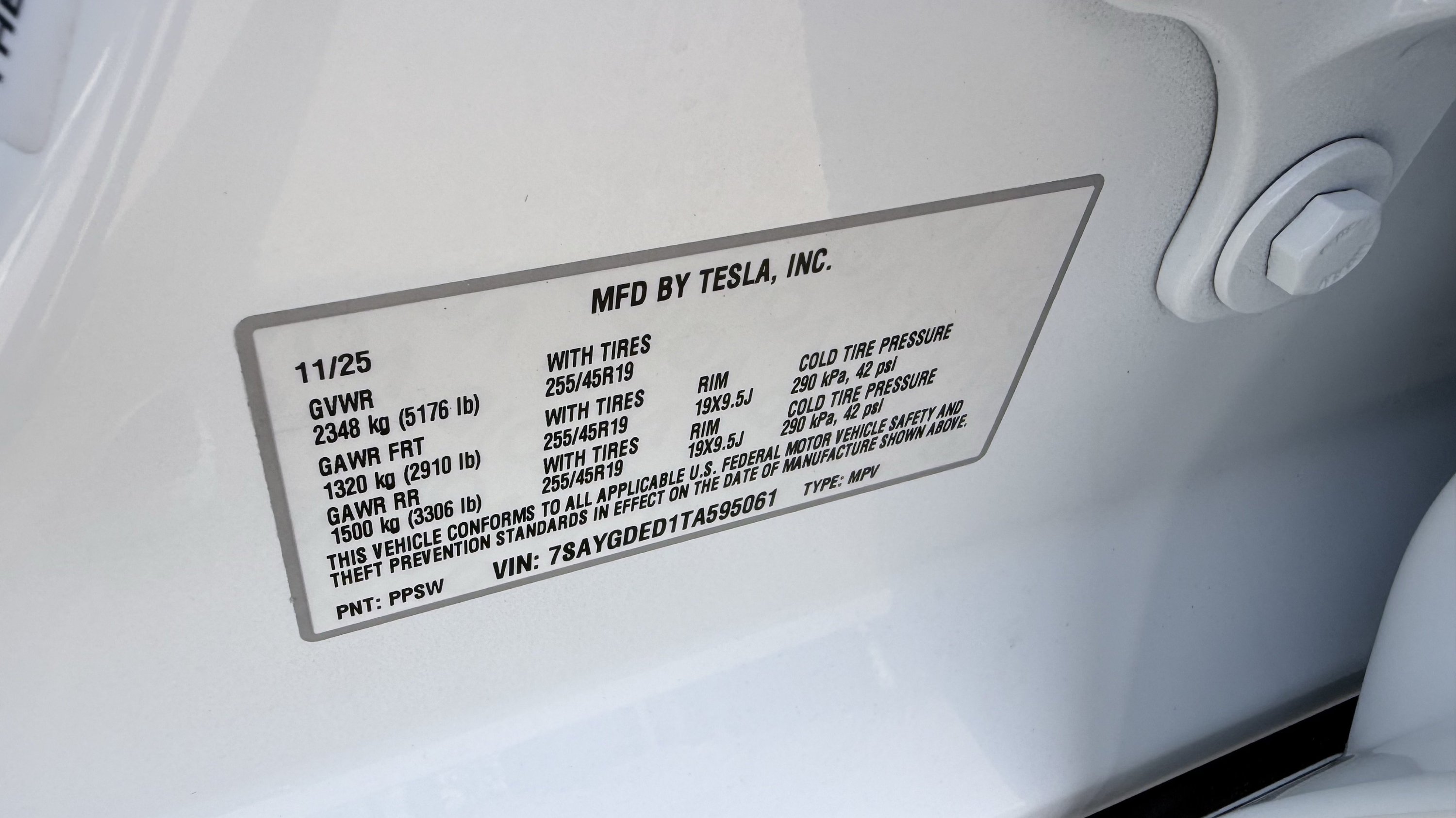 Used 2026 Tesla Model Y 2WD image 24