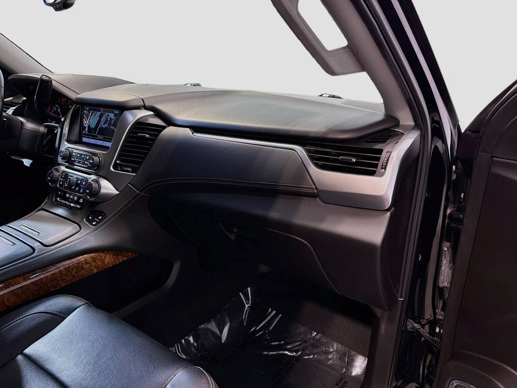 Used 2019 Chevrolet Suburban Premier w/ Max Trailering Package AWD/4WD image 32