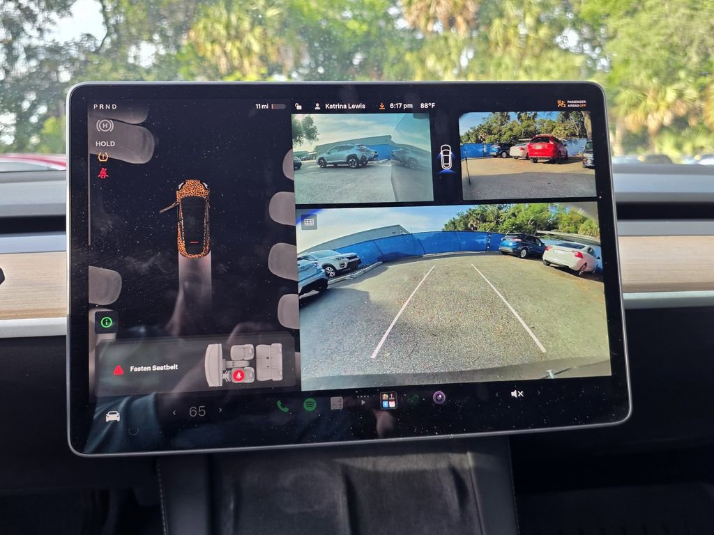 Used 2024 Tesla Model Y Long Range AWD/4WD image 18