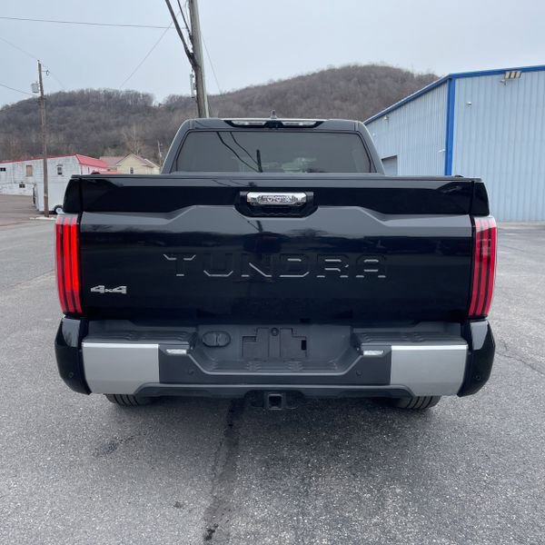 Used 2024 Toyota Tundra Limited image 4