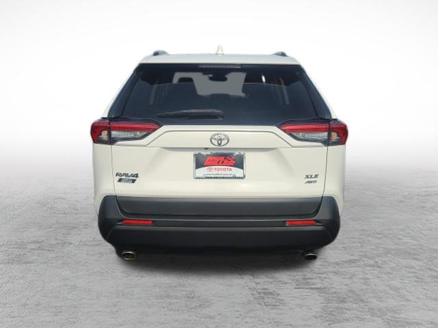 Certified 2019 Toyota RAV4 XLE w/ Convenience Package AWD/4WD image 6