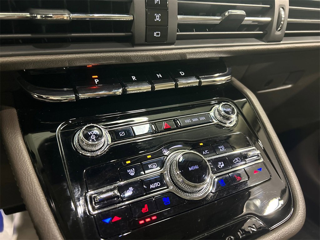 Certified 2022 Lincoln Corsair AWD w/ Premium Package image 17