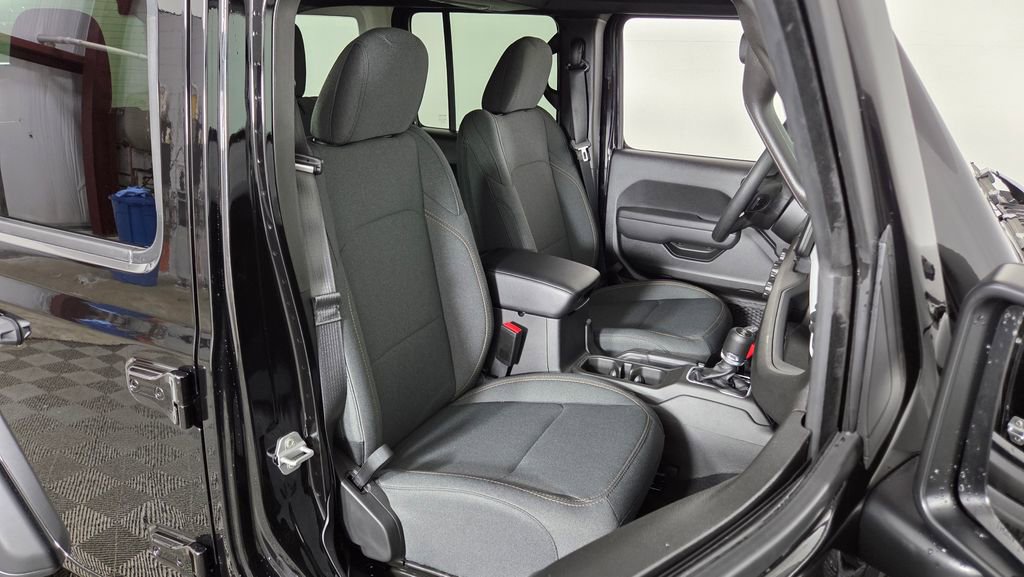 New 2026 Jeep Wrangler Sport AWD/4WD image 32