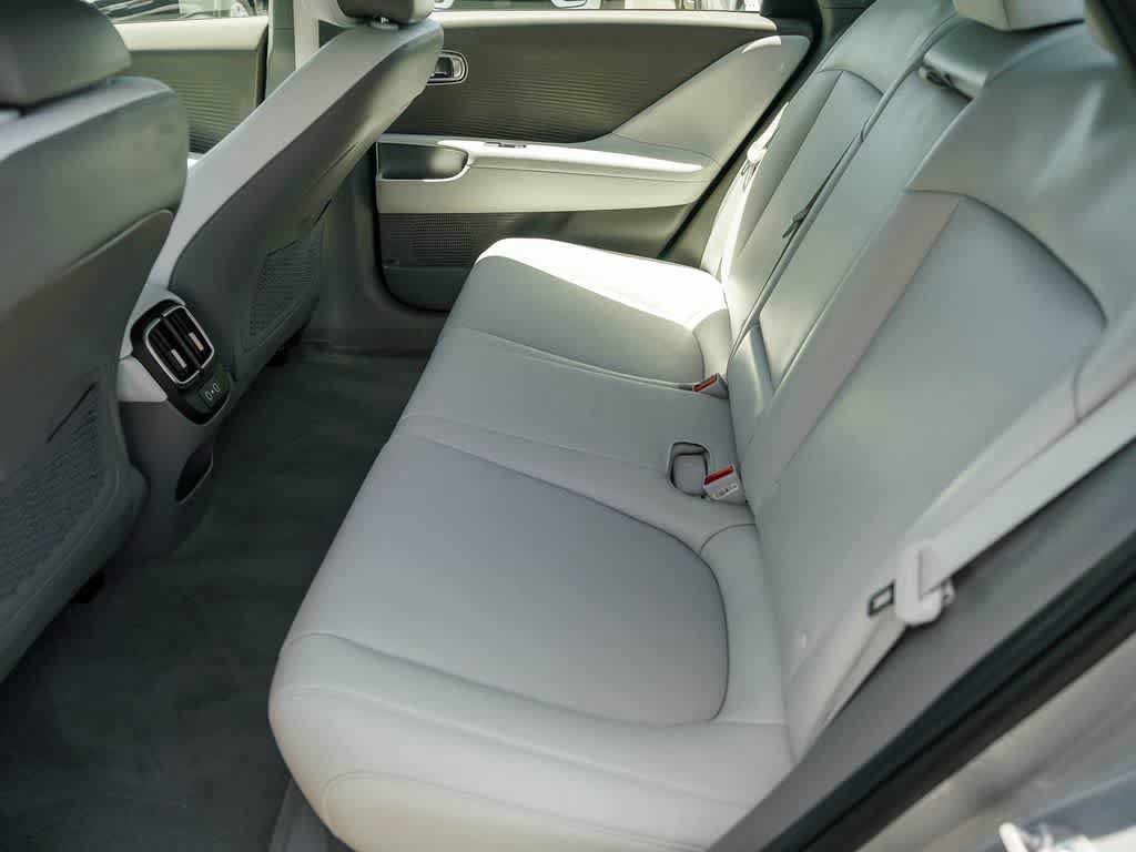 Used 2024 Hyundai Ioniq 6 SEL RWD image 17