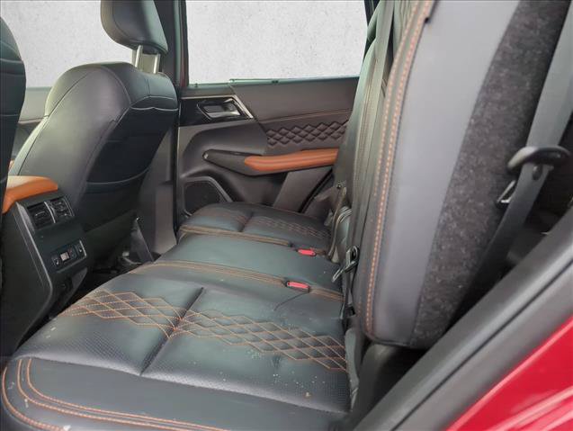 Used 2023 Mitsubishi Outlander SEL FWD image 9