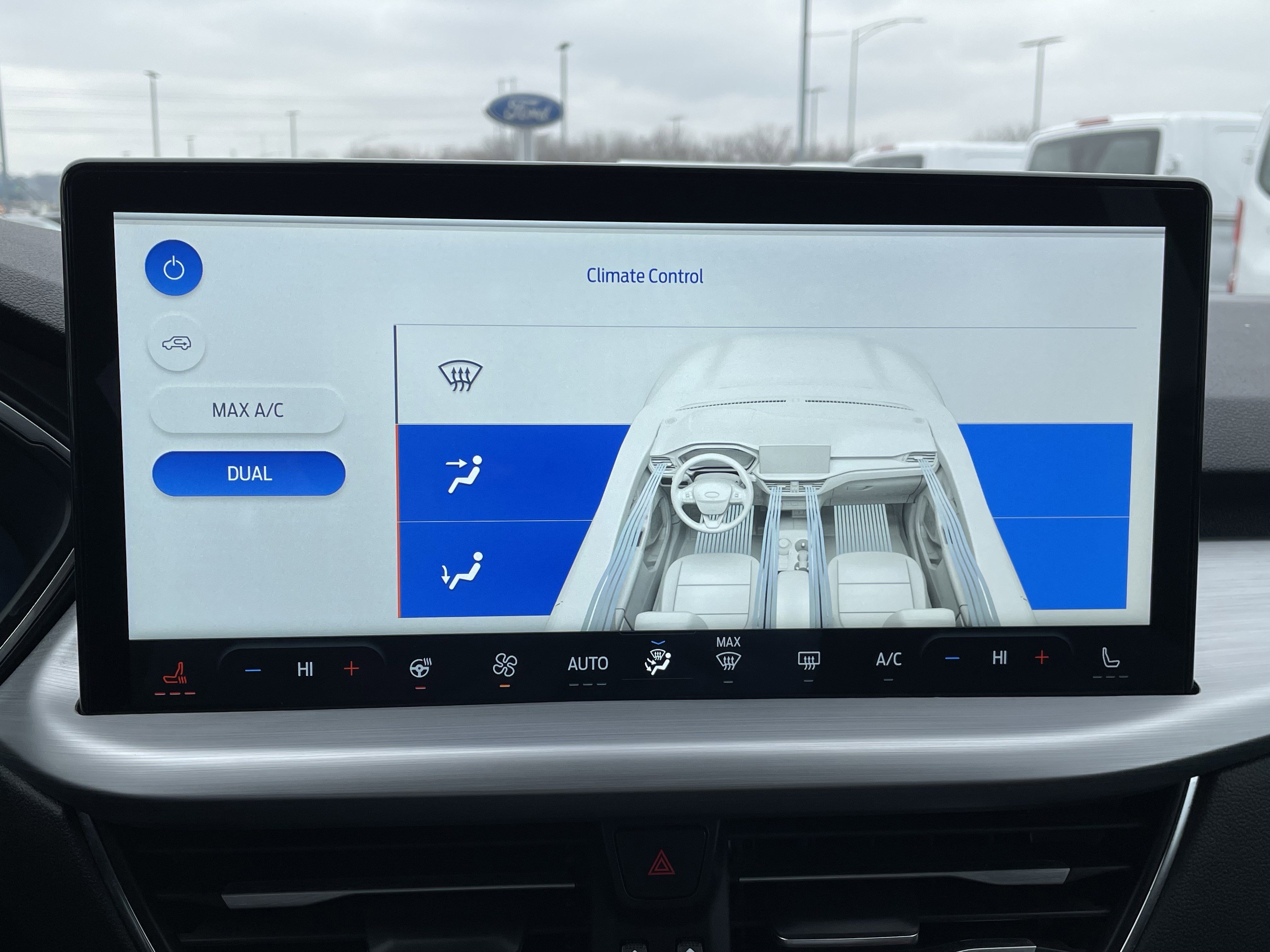 Used 2024 Ford Escape Platinum image 32