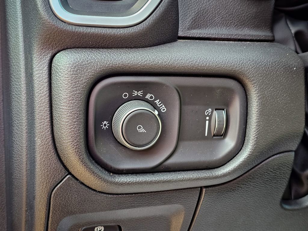 Certified 2023 RAM 1500 Big Horn image 13