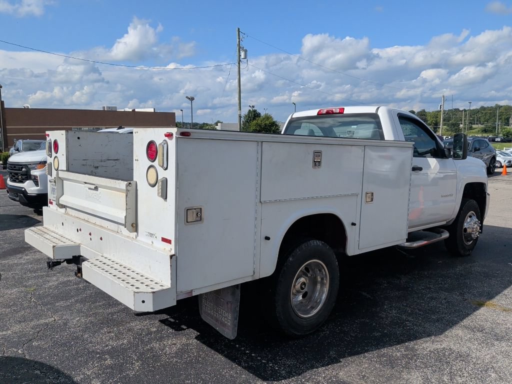 Used 2015 Chevrolet Silverado 3500 W/T RWD image 3