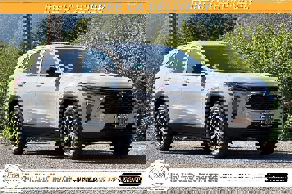 New 2026 Chevrolet Trax RS image 1