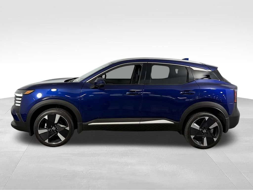 Used 2025 Nissan Kicks SR FWD image 7